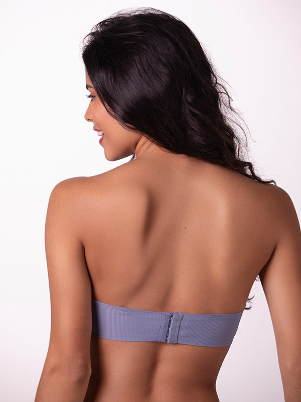 Soft molded bra with removable cookies